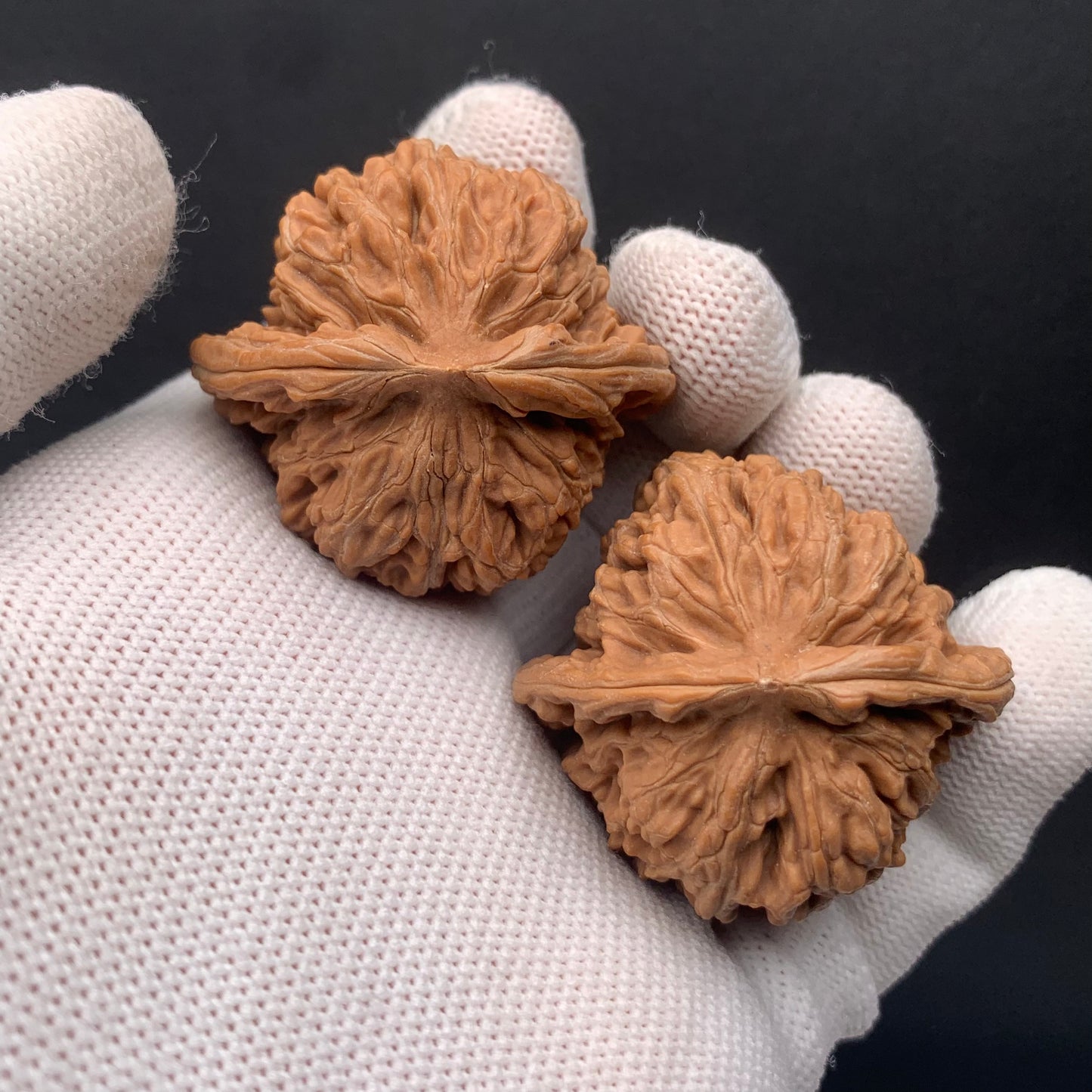 Four-Story Tower Walnuts | Width40*Belly37*Height35 | No. 0260625-02 | Premium
