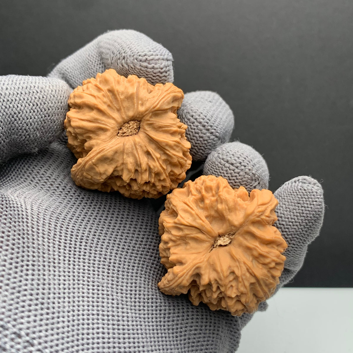 Angel Wing Nanjiangshi Wenwan Walnuts | Width38*Belly37*Height40 | NO.6101020 | Premium