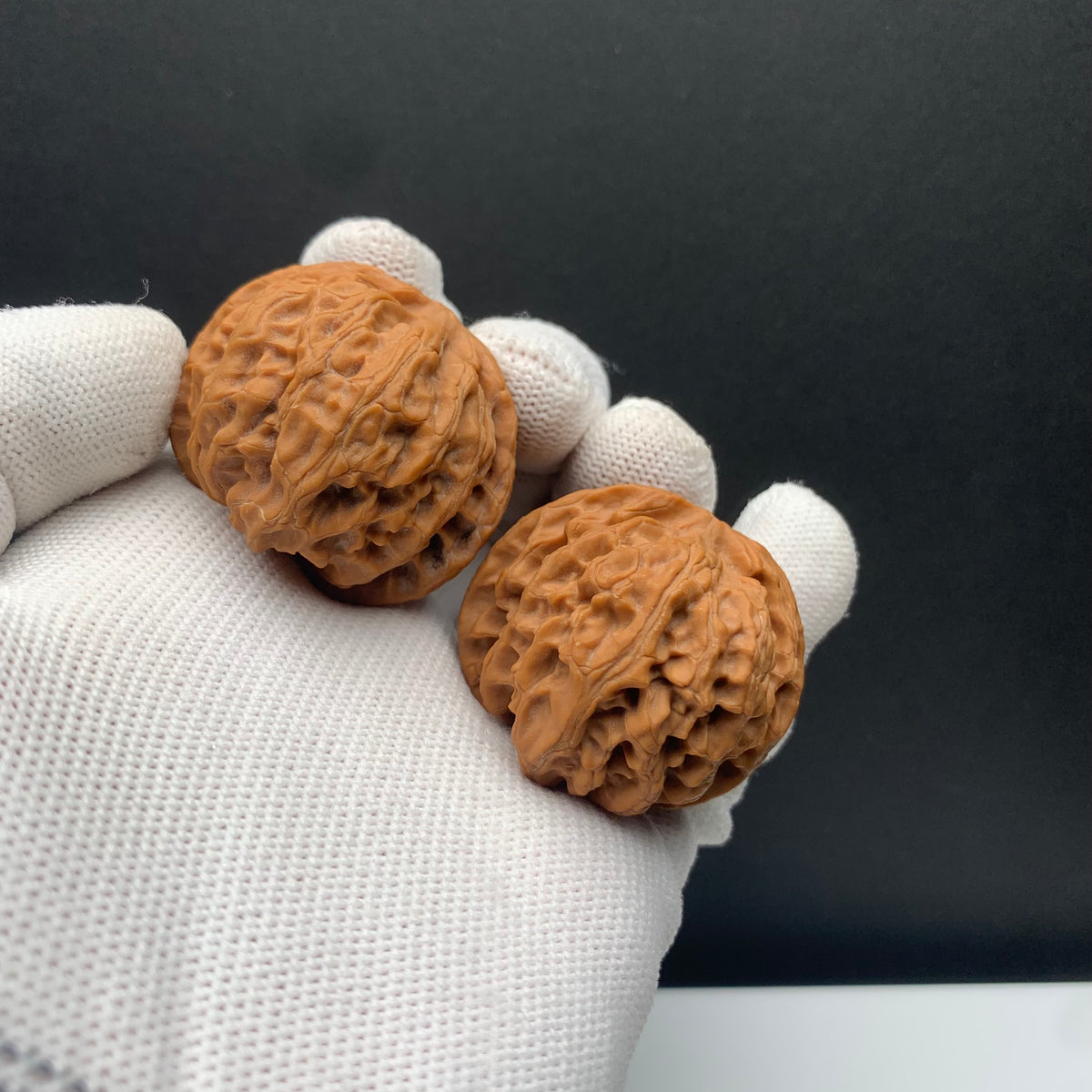 Apple Orchard Walnuts | Width38*Belly39*Height32 | No. 68012 | Premium