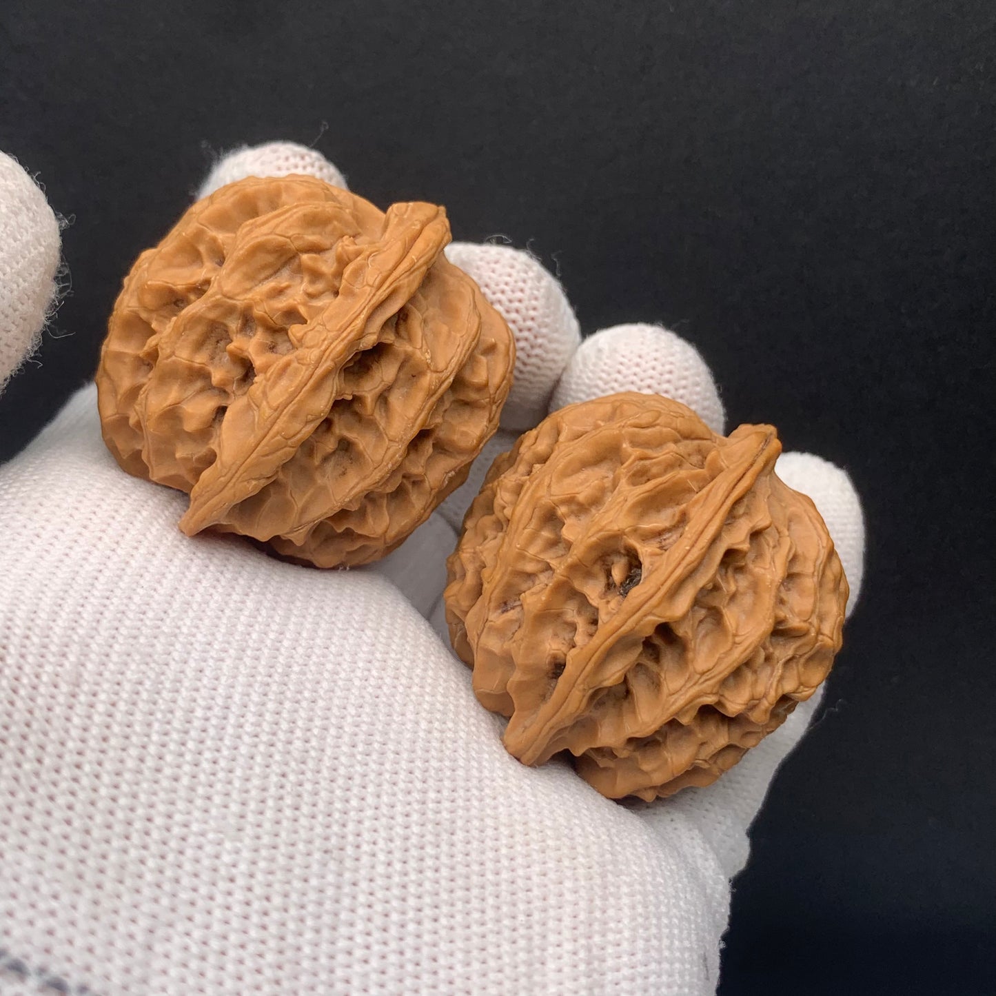 Apple Orchard Walnuts | Width38*Belly37*Height38 | No. 671708 | Premium