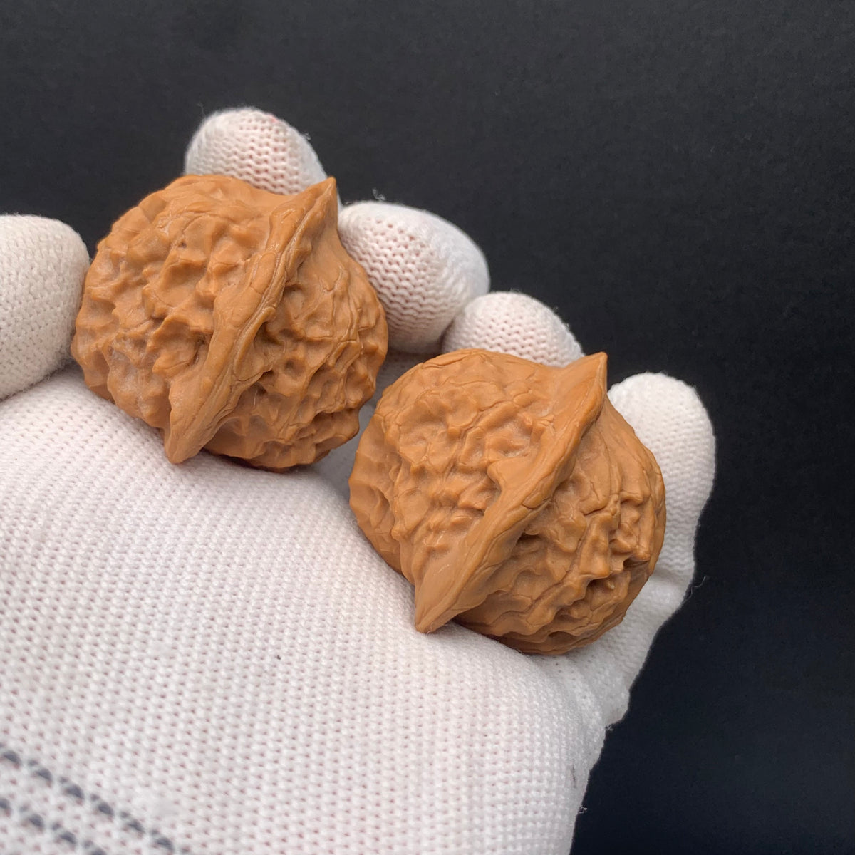 Big Ear Tutu Walnuts | Width40*Belly37*Height36 | No. 67304 | Premium