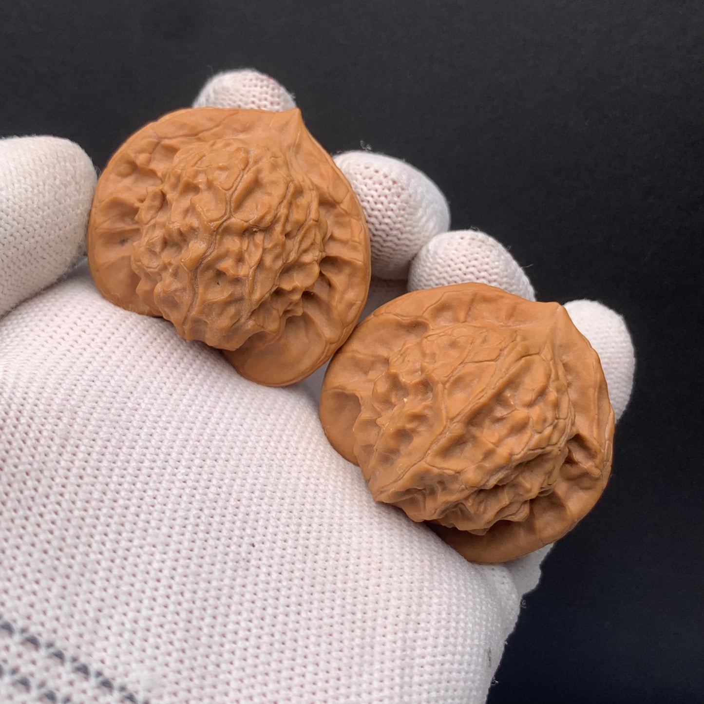 Big Ear Tutu Walnuts | Width40*Belly37*Height36 | No. 67304 | Premium