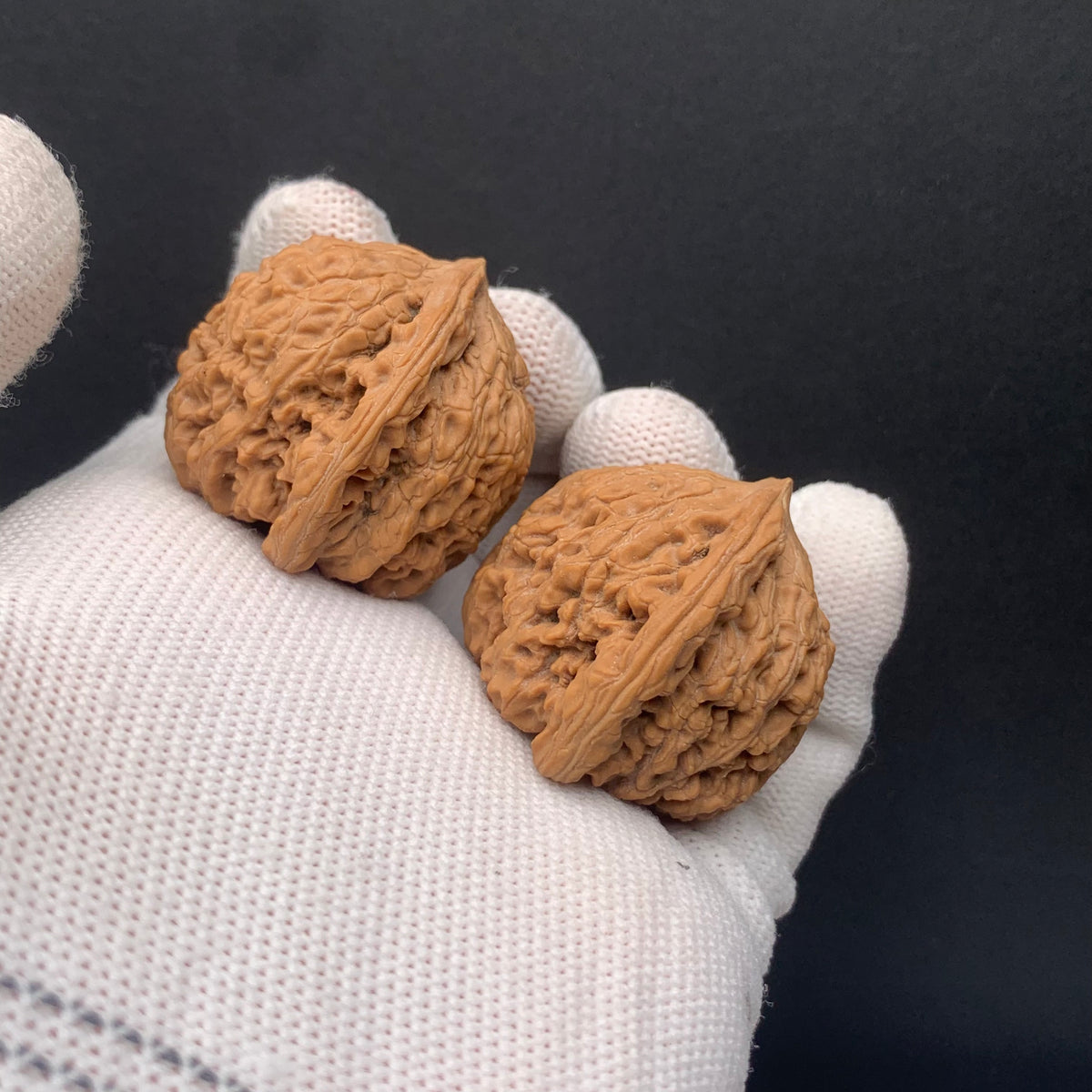 Chengde Dense Grain Walnuts | Width35*Belly33*Height33 | 0260714-2 | Premium