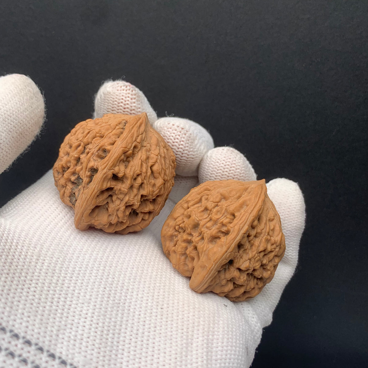 Chengde Dense Grain Walnuts | Width35*Belly33*Height33 | 0260714-2 | Premium