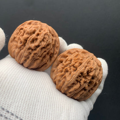 Four-Story Tower Walnuts | Width40*Belly39*Height38 | No. 671706 | Premium