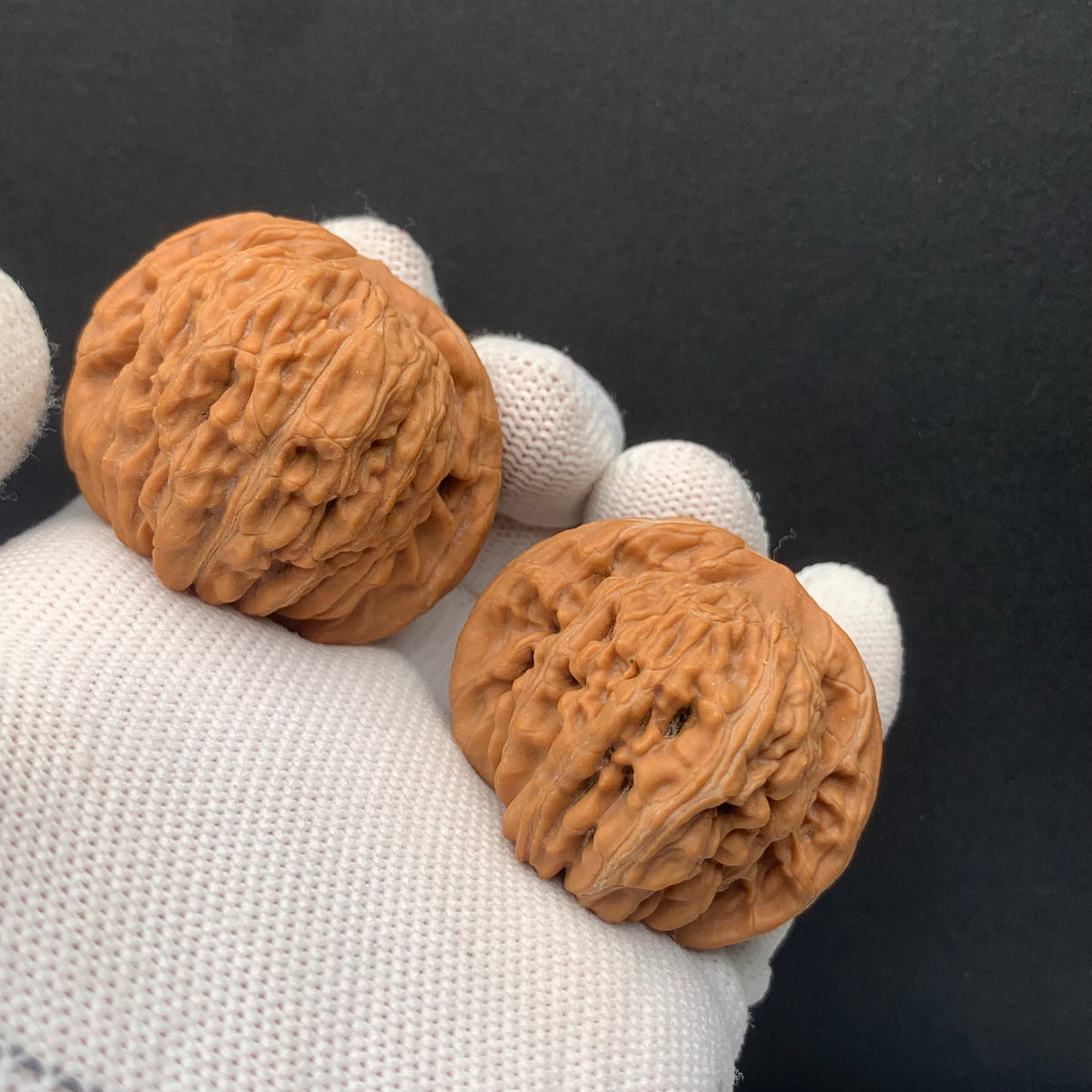 Four-Story Tower Walnuts | Width40*Belly38*Height33 | No. 67020 | Premium