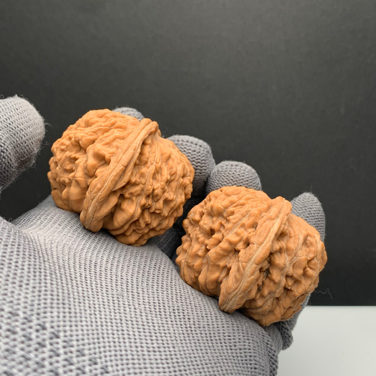 Four Story Tower Wenwan Walnuts | Width43*Belly44*Height35 | NO.67029 | Premium