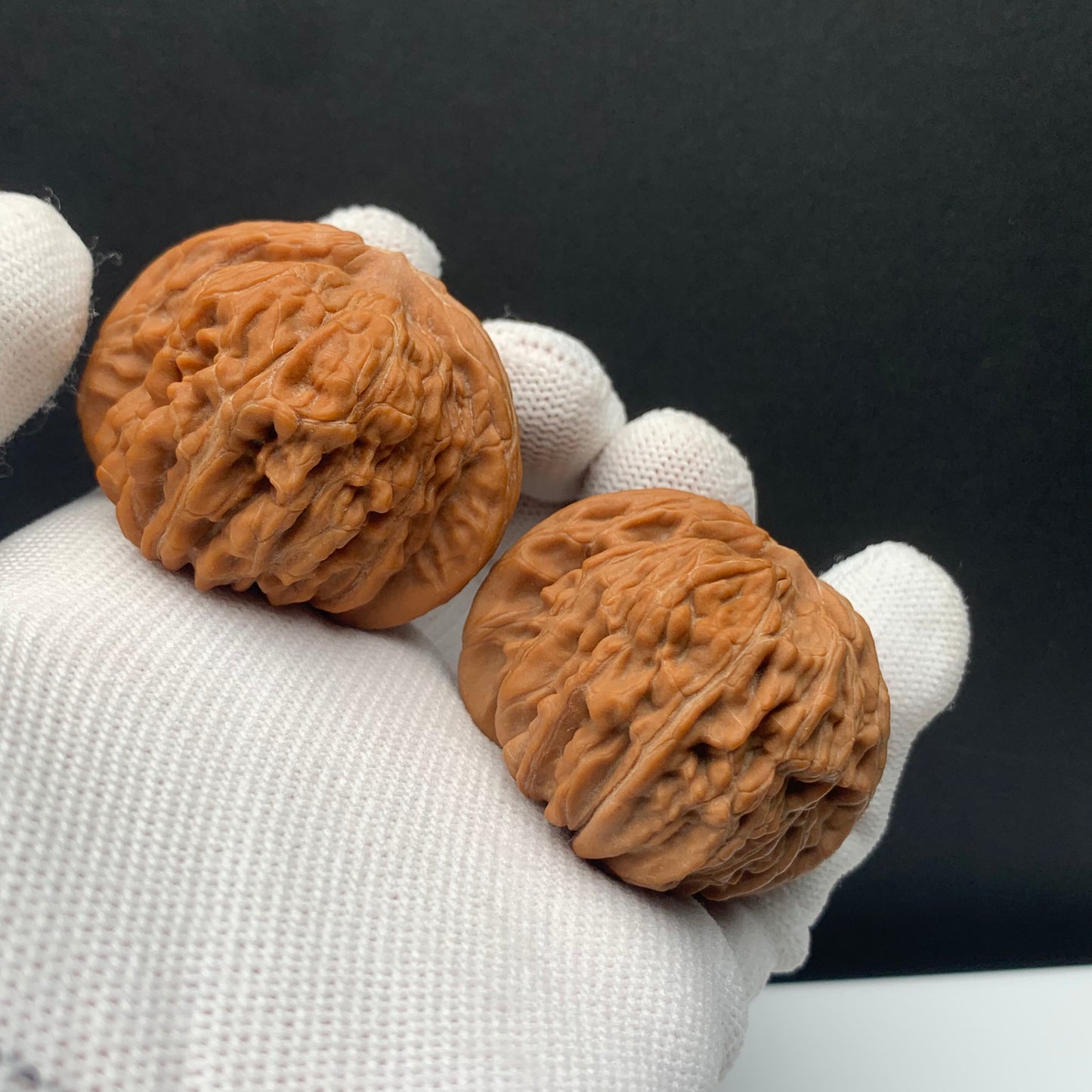 Four‑Story Tower Walnuts | Width36*Belly34*Height33 | No. 67022 | Premium