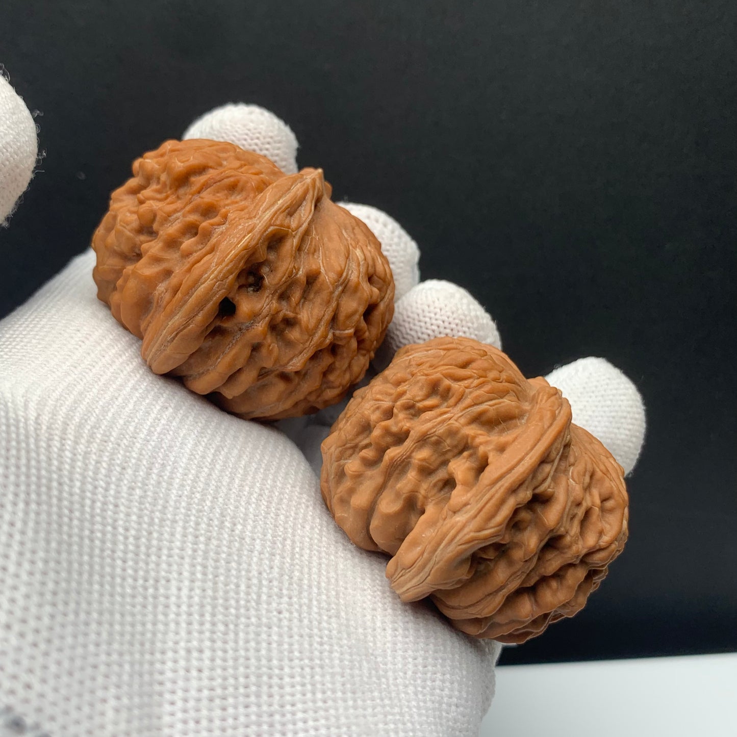 Four‑Story Tower Walnuts | Width36*Belly34*Height33 | No. 67022 | Premium