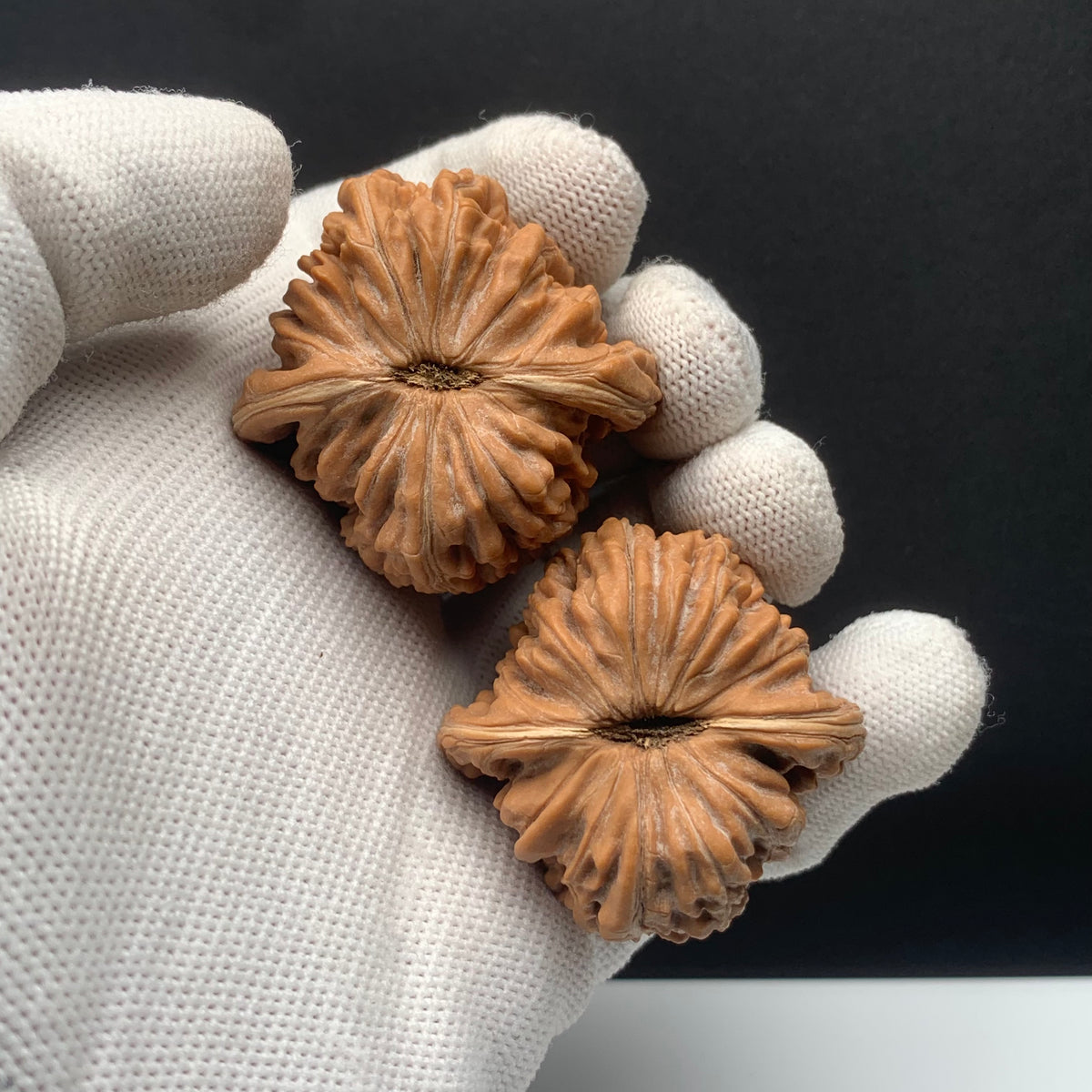 Four‑Story Tower Walnuts | Width41*Belly40*Height36 | No. 67017 | Premium
