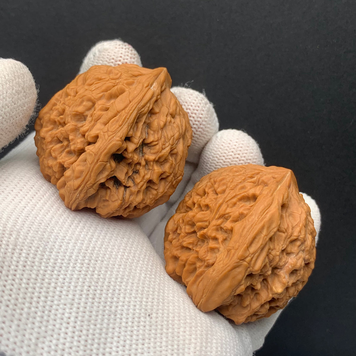 Nanjiang Stone Walnuts | Width39*Belly38*Height39 | No. 0260628-06 | Premium