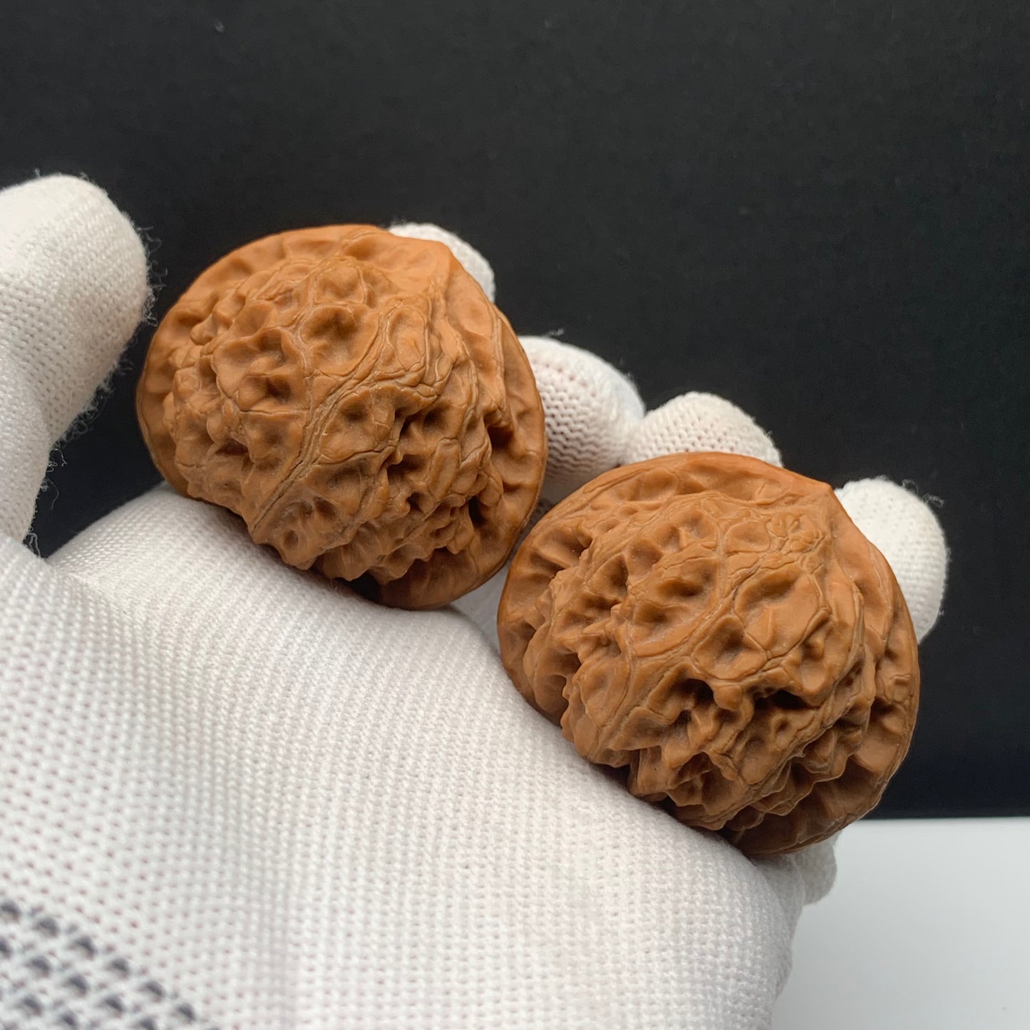 Palace Lantern Walnuts | Width40*Belly40*Height35 | No. 67030 | Premium