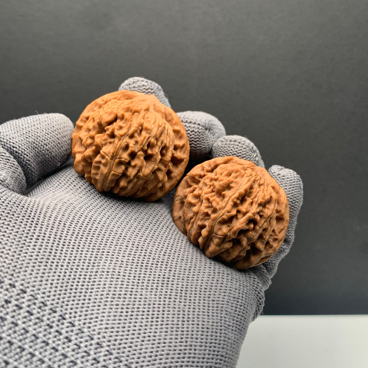 Four story tower Wenwan Walnuts | Width39*Belly36*Height34 | NO.0260628‑05 | Premium