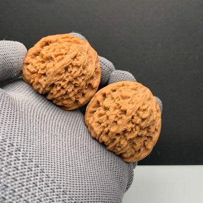 Triangle Nanjiangshi Wenwan Walnuts | Width41*Belly39*Height38 | NO.6101023 | Premium