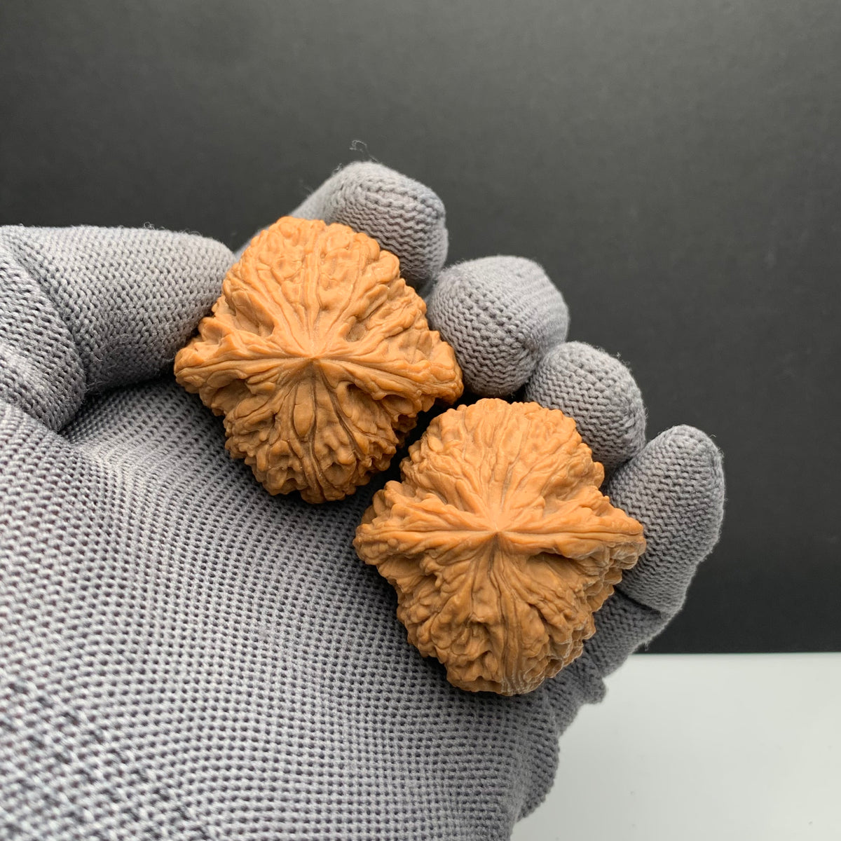 Triangle Nanjiangshi Wenwan Walnuts | Width37*Belly37*Height39 | NO.6101021 | Premium