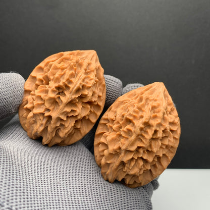 Wealth Attracting Angle Wenwan Walnuts | Width38*Belly41*Height50 | NO.69076 | Premium