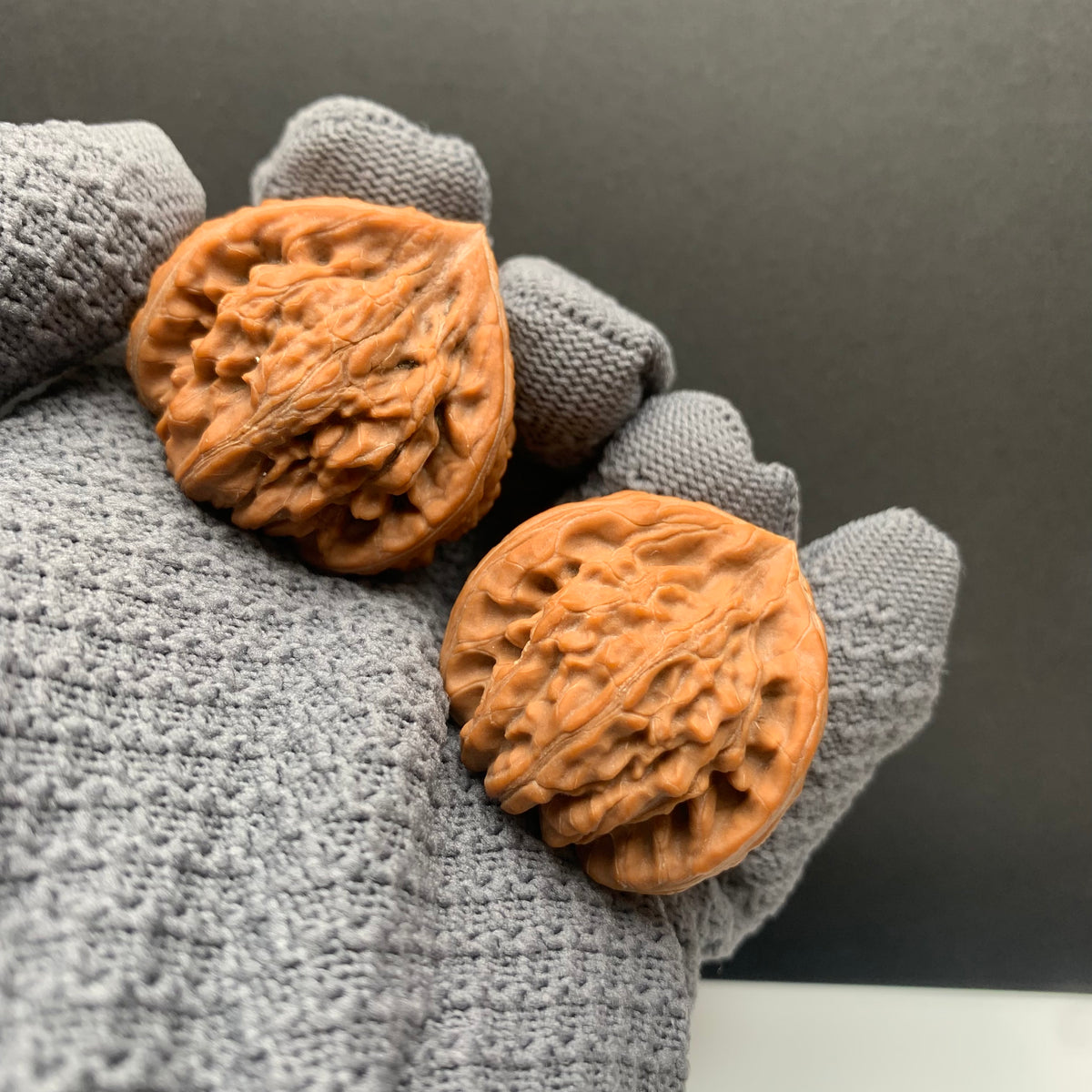 Wenshan Three-Ridged Mercedes-Benz Walnuts | Width39/38/38*Height33 | No.N26‑YLCJ‑006 | Premium