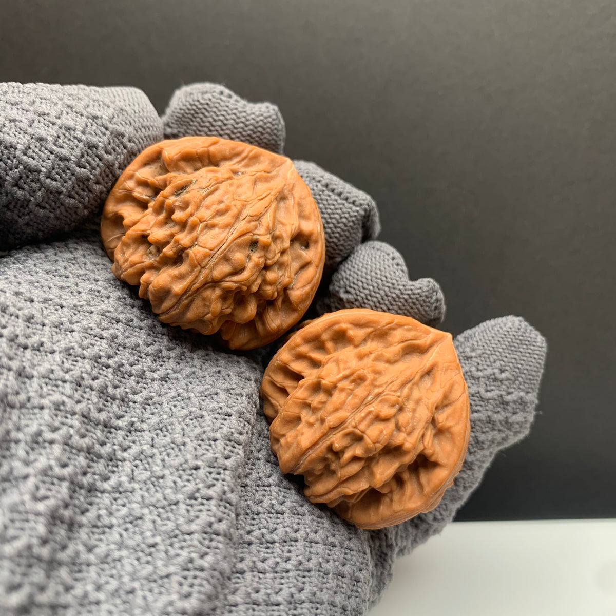 Wenshan Three-Ridged Mercedes-Benz Walnuts | Width39/39/39*Height33 | No.26‑YLCJ‑019 | Premium