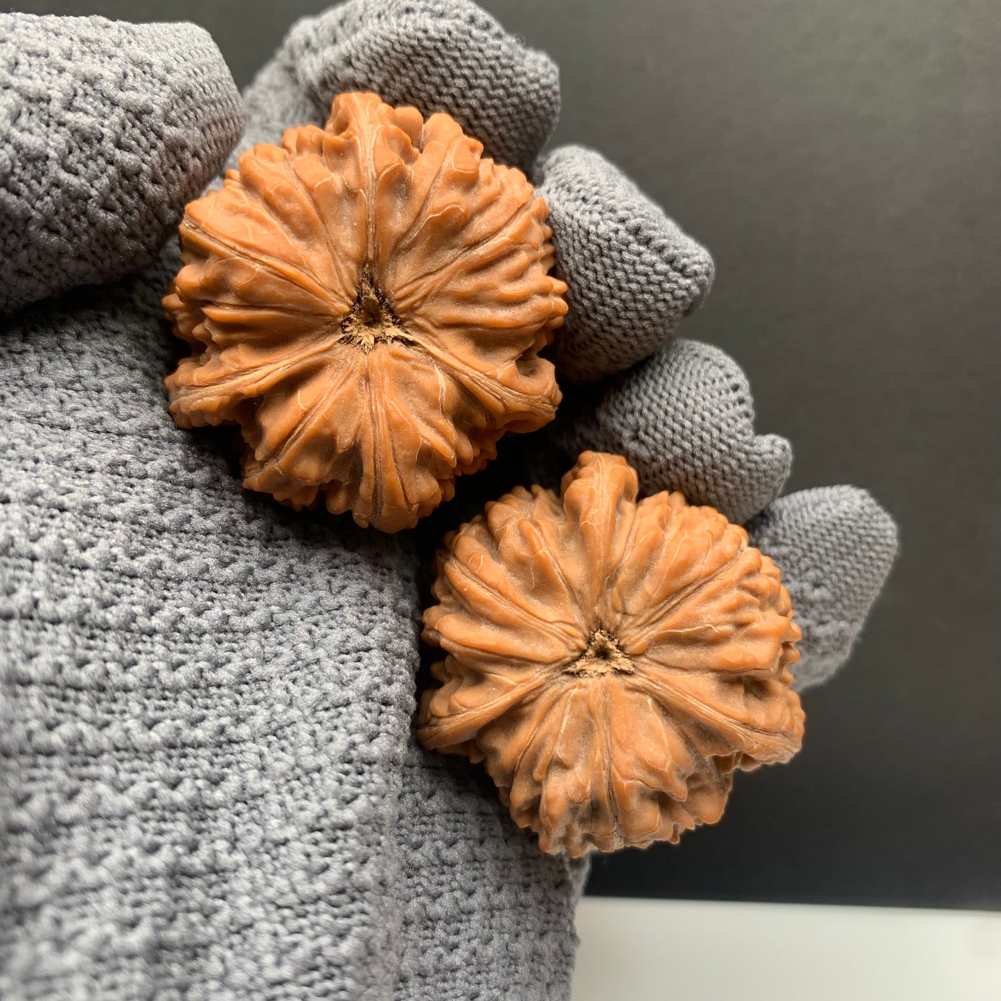 Wenshan Three-Ridged Mercedes-Benz Walnuts | Width39/38/38*Height33 | No.N26‑YLCJ‑006 | Premium