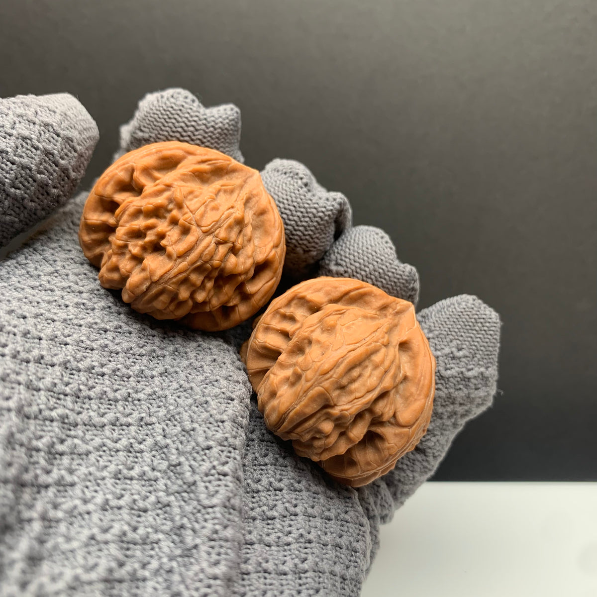 Wenshan Three-Ridged Mercedes-Benz Walnuts | Width39/38/39*Height31 | No.26‑YLCJ‑015 | Premium