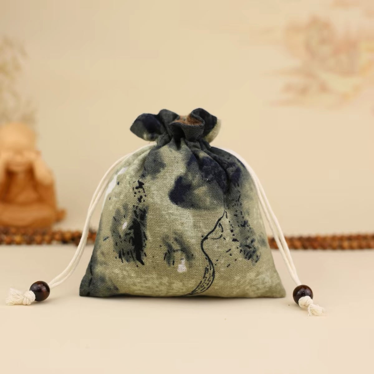 Soft Fabric Wenwan Storage Pouch,  Easy to Carry for Bracelets, Walnuts, Dustproof