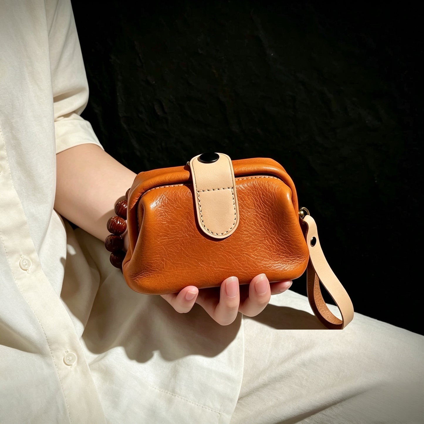 Soft Texture Leather Wenwan Storage Bag, Portable,Dustproof