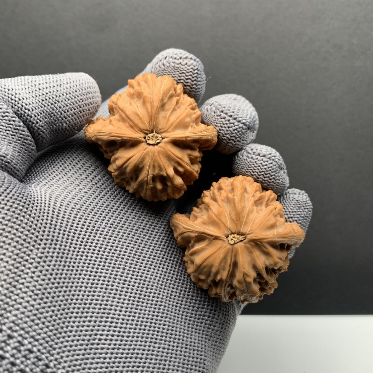 Millstone Wenwan Walnuts | Width40*Belly37*Height36 | N0.69077 | Premium
