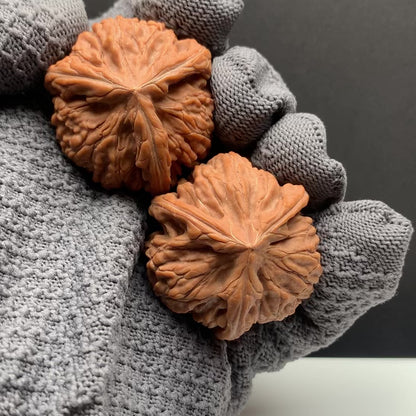 Wenshan Three-Ridged Mercedes-Benz Walnuts | Width39/38/39*Height31 | No.26‑YLCJ‑015 | Premium