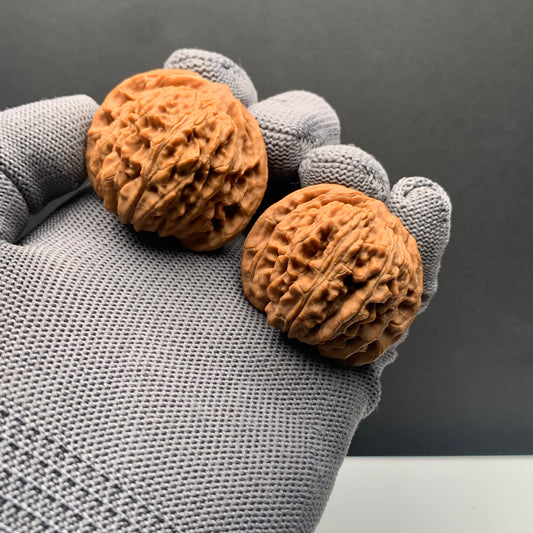 Four story tower Wenwan Walnuts | Width39*Belly36*Height34 | NO.0260628‑05 | Premium